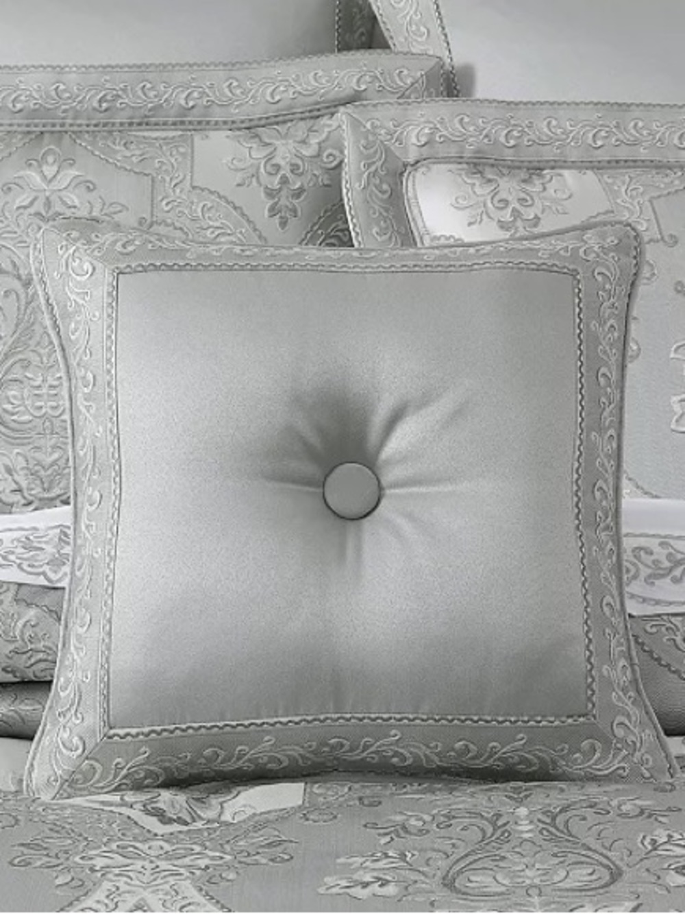 J Queen New York Sondra Decorative Pillow, 18" X 18" - Spa NWT
